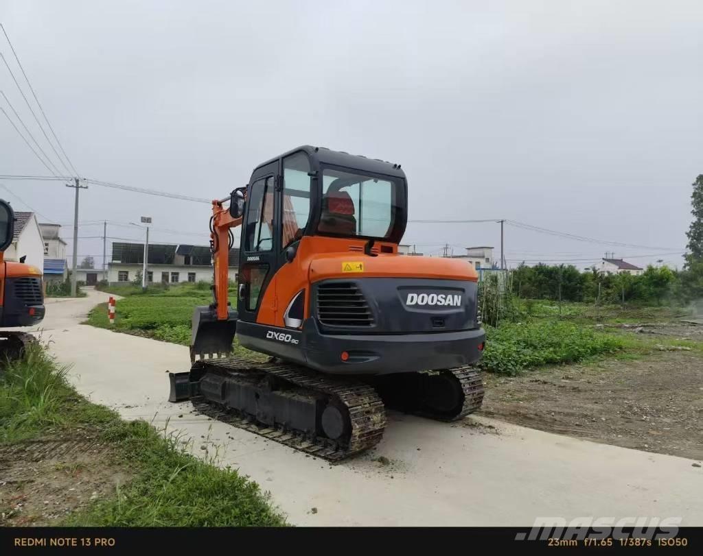 Doosan DX 60 Mini Escavadoras <7t