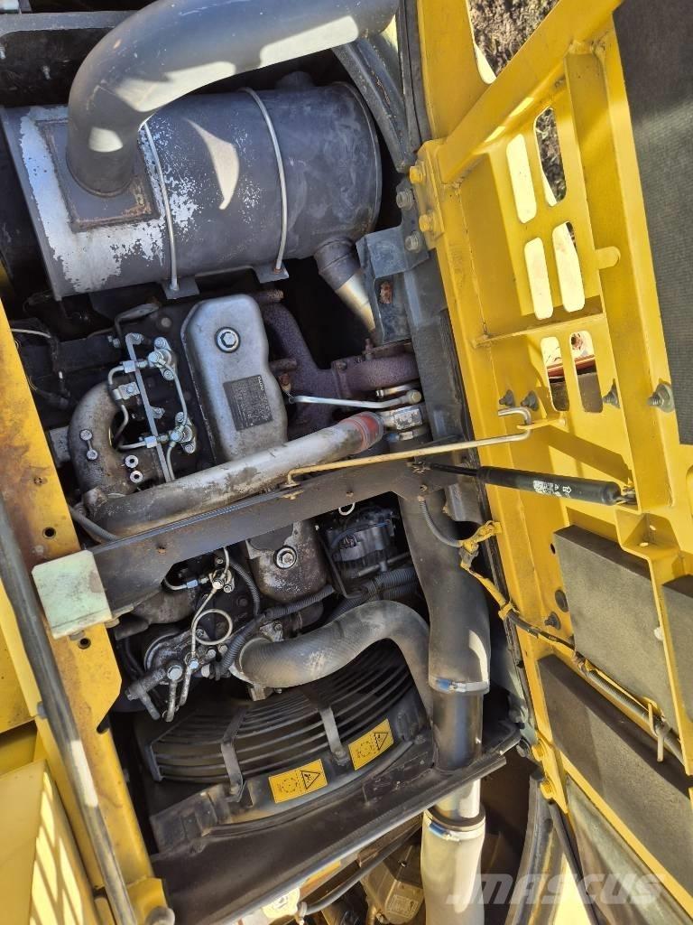 New Holland E 135 SR Escavadoras de rastos