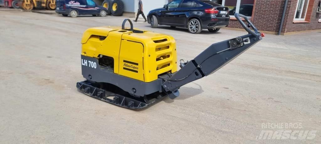 Atlas Copco LH 700 Placas compactadoras