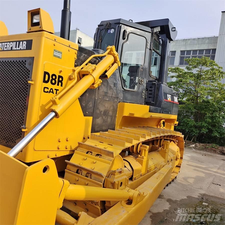 CAT D 8 R Dozers - Tratores rastos
