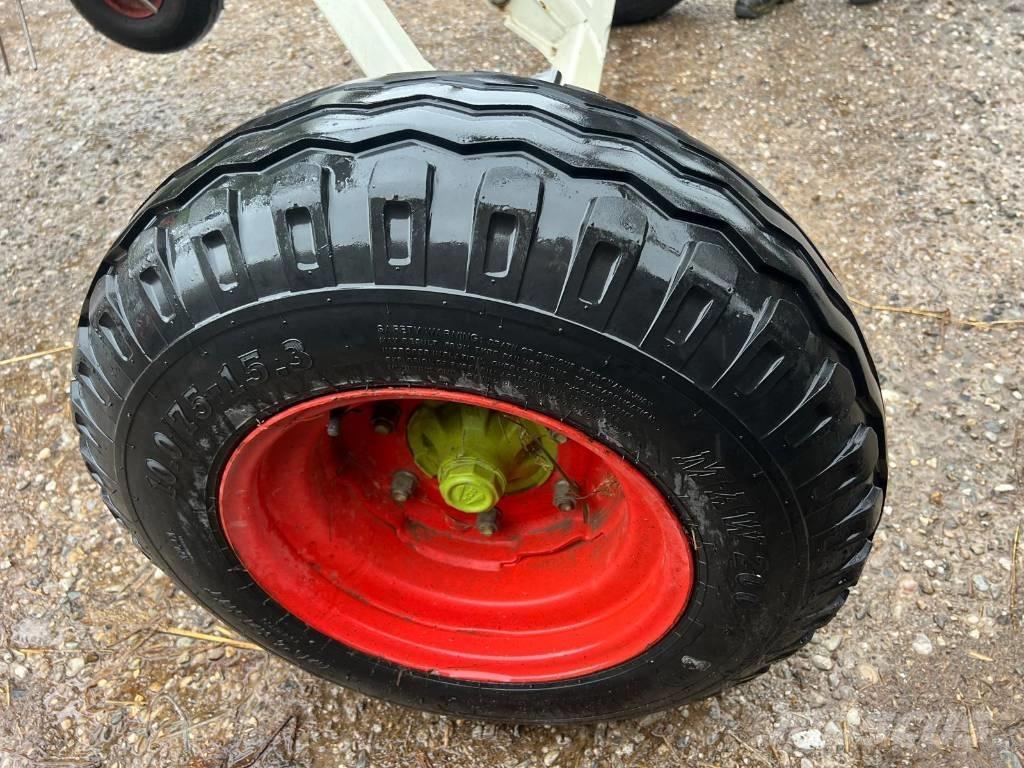 CLAAS Volto 1100 T Ancinho virador