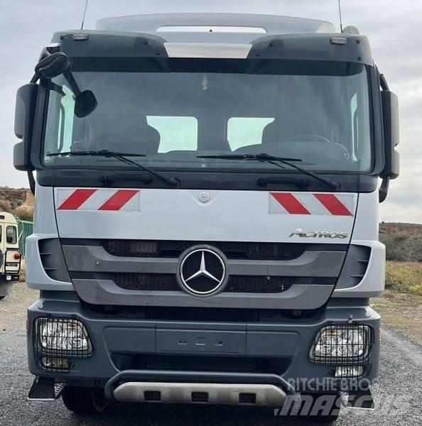 Mercedes-Benz 2641 Camiões porta-contentores