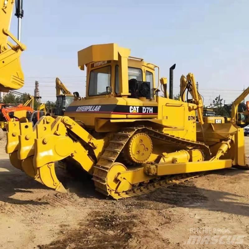 CAT D7H Dozers - Tratores rastos