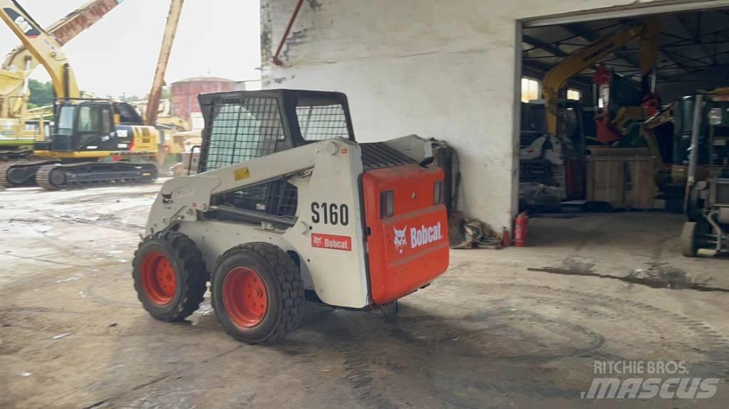 Bobcat S 160 Carregadoras de direcção deslizante