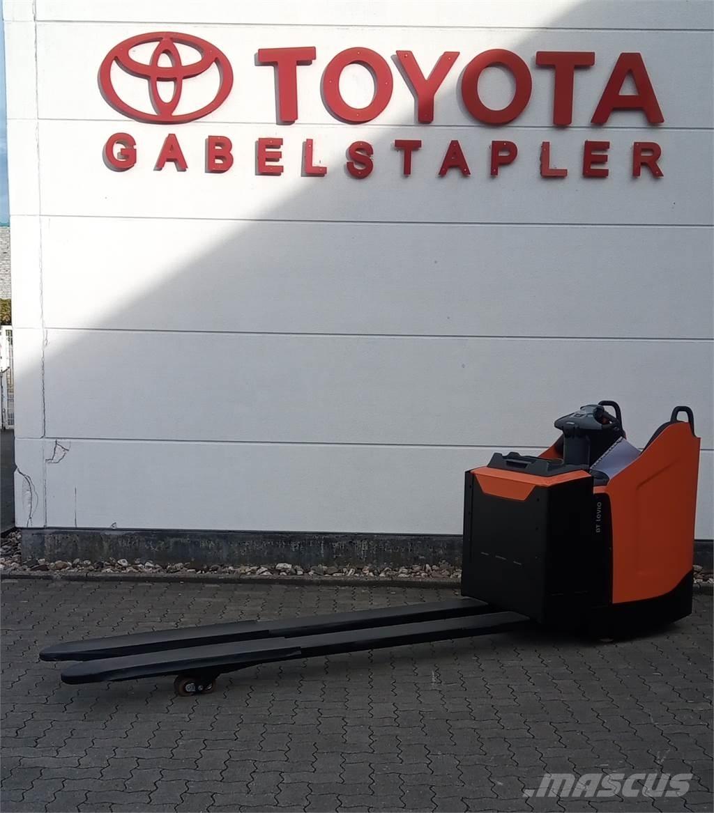 Toyota LPE 250 Porta palettes