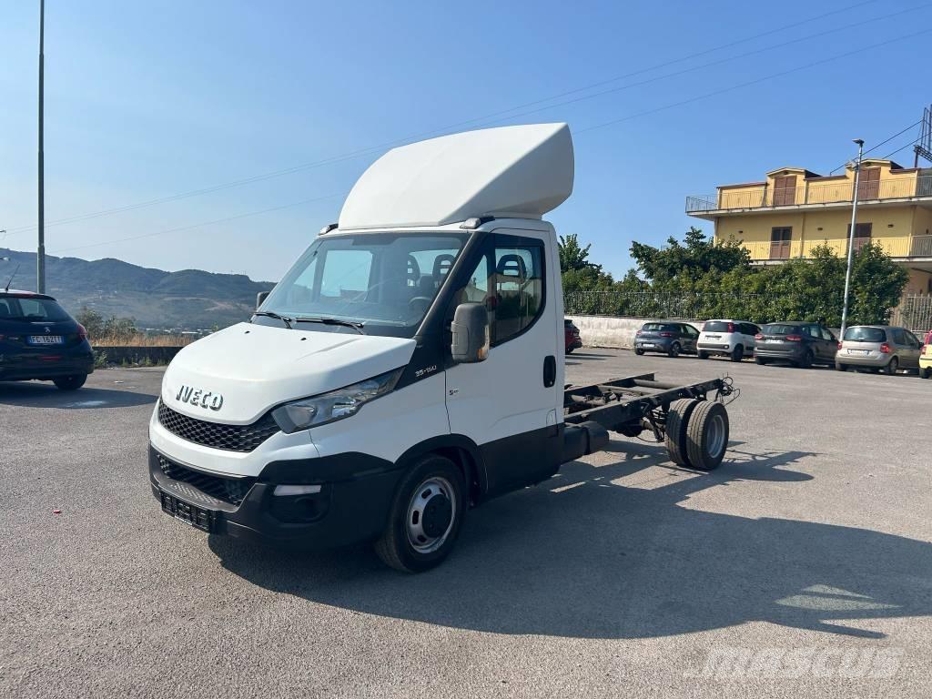 Iveco Daily 35-150 Camiões de Transporte Auto