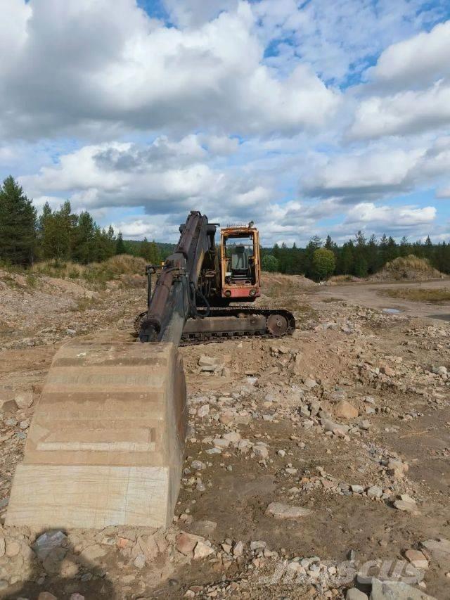 Åkerman 16 Escavadoras de rastos