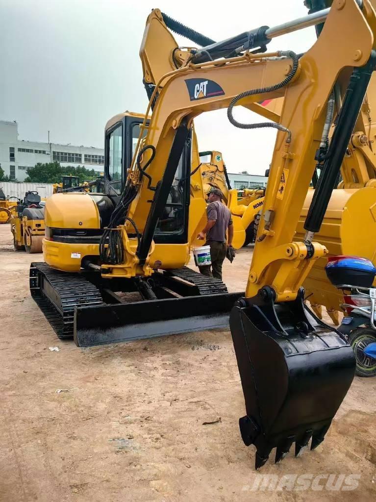 CAT 304 CR Mini Escavadoras <7t