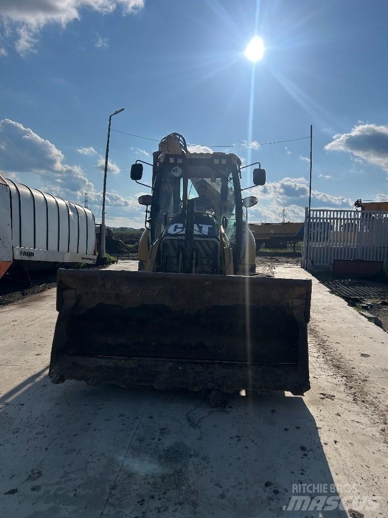 CAT 422 E Retroescavadoras