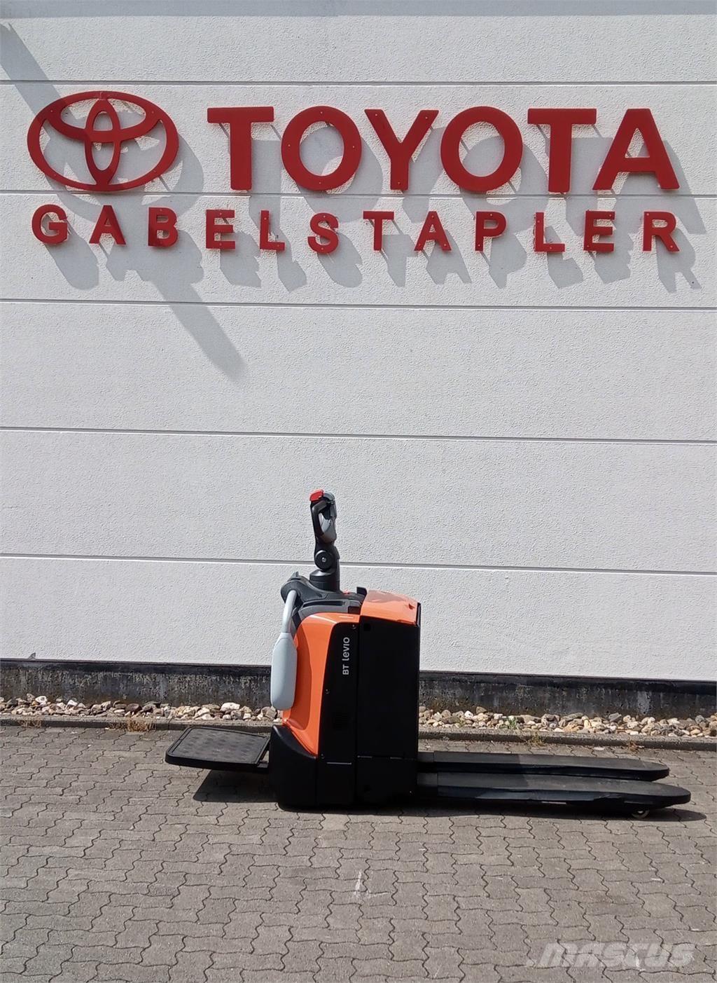 Toyota LPE 220 Empilhador para operador externo