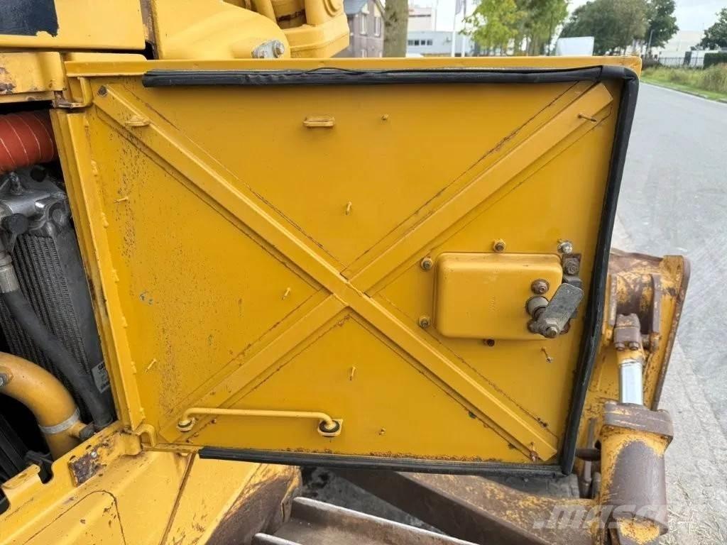 CAT D6T XW Dozers - Tratores rastos