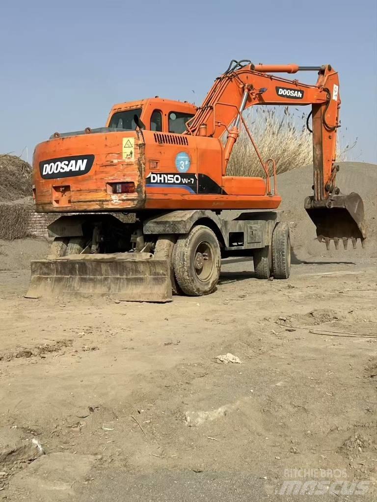 Doosan DH150 W-7 Escavadoras de rodas