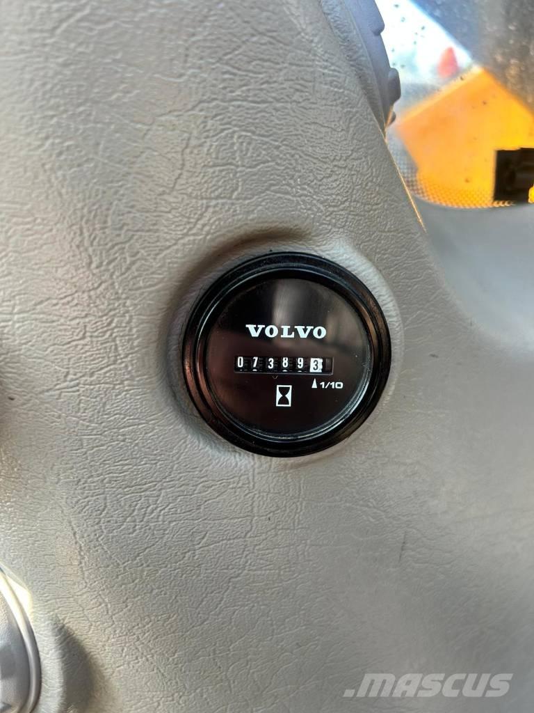 Volvo EC 220 E Escavadoras de rastos