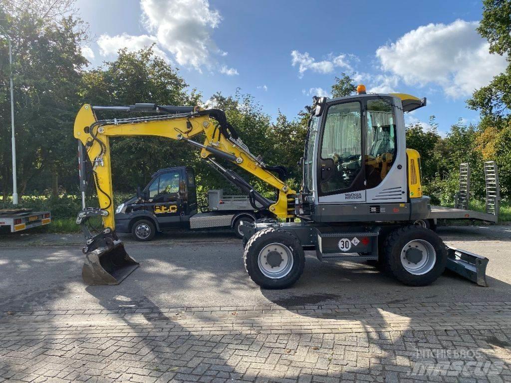 Wacker Neuson EW65 Escavadoras de rodas