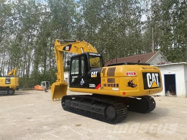 CAT 320D2 Escavadoras de rastos
