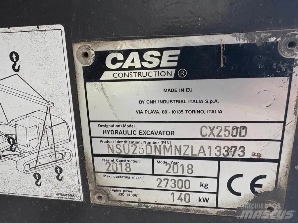 CASE CX250D Escavadoras de rastos