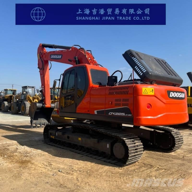 Doosan DX 225 Escavadoras de rastos