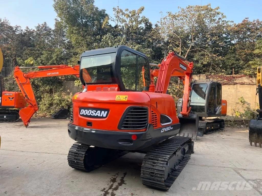 Doosan DX 60-9C Mini Escavadoras <7t
