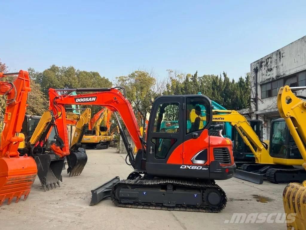 Doosan DX 60-9C Mini Escavadoras <7t