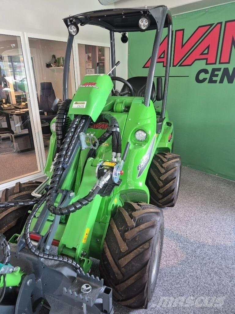 Avant 635 Carregadoras de direcção deslizante