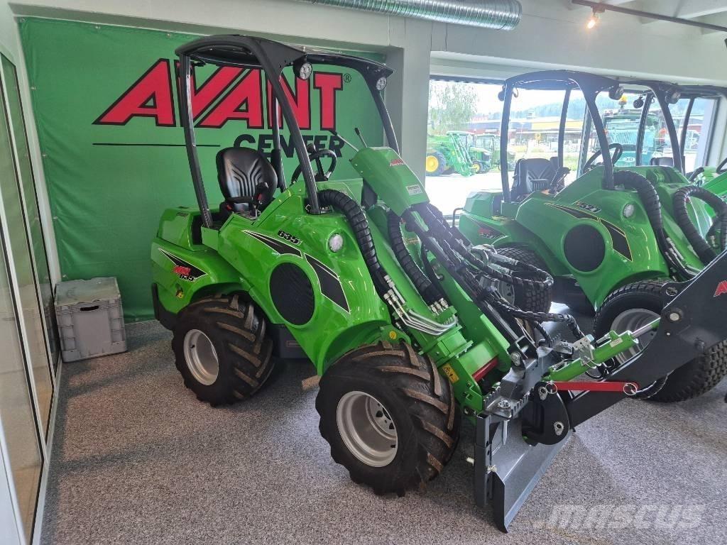Avant 635 Carregadoras de direcção deslizante