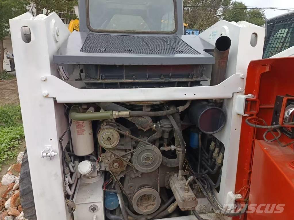 Bobcat S 590 Carregadoras de direcção deslizante