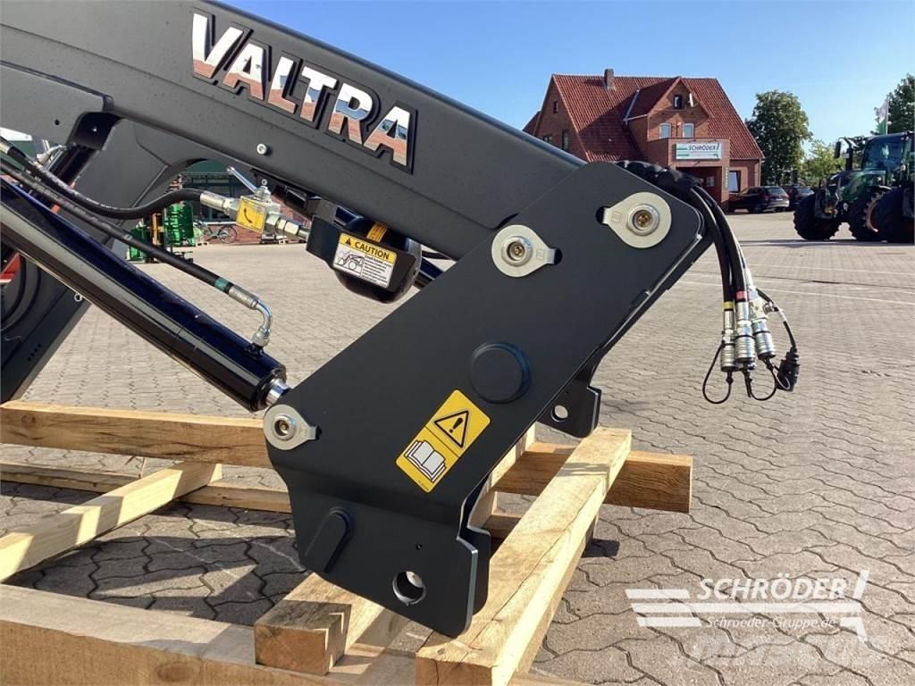 Valtra X36 DM Carregadoras frontais e escavadoras