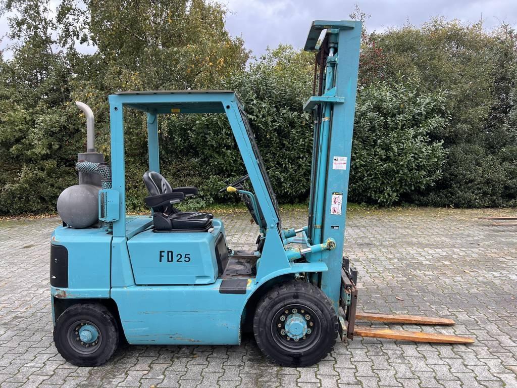 Mitsubishi FD25T Empilhadores Diesel