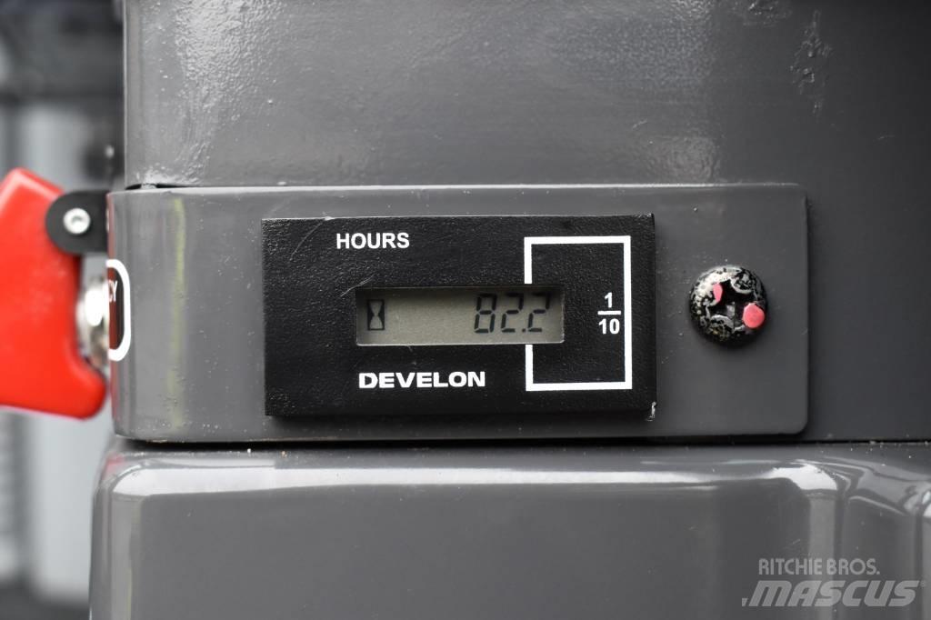 Develon DX27Z-7 Mini Escavadoras <7t