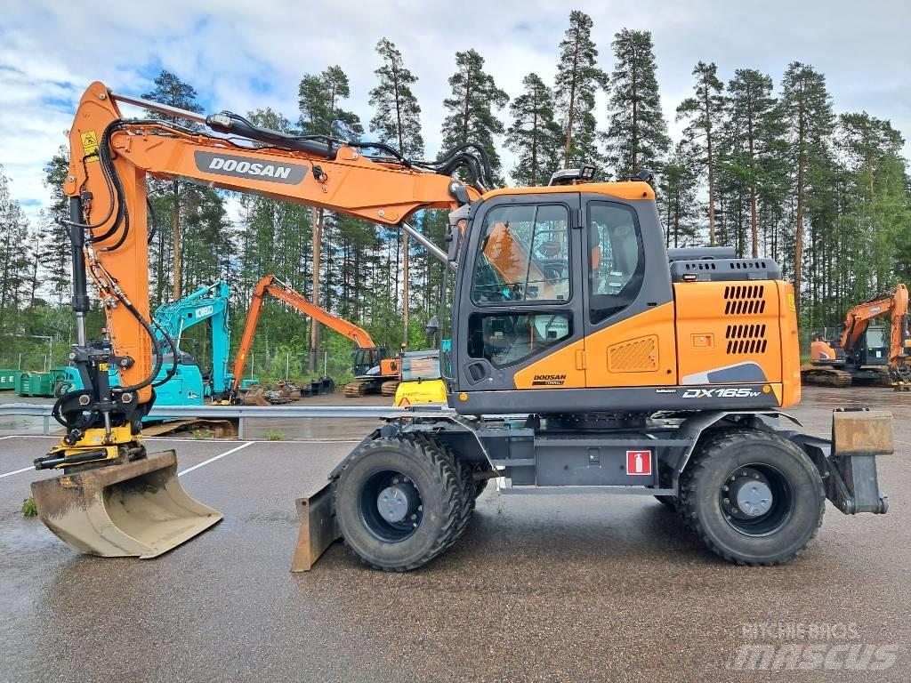Doosan DX 165 W-5 Escavadoras de rodas