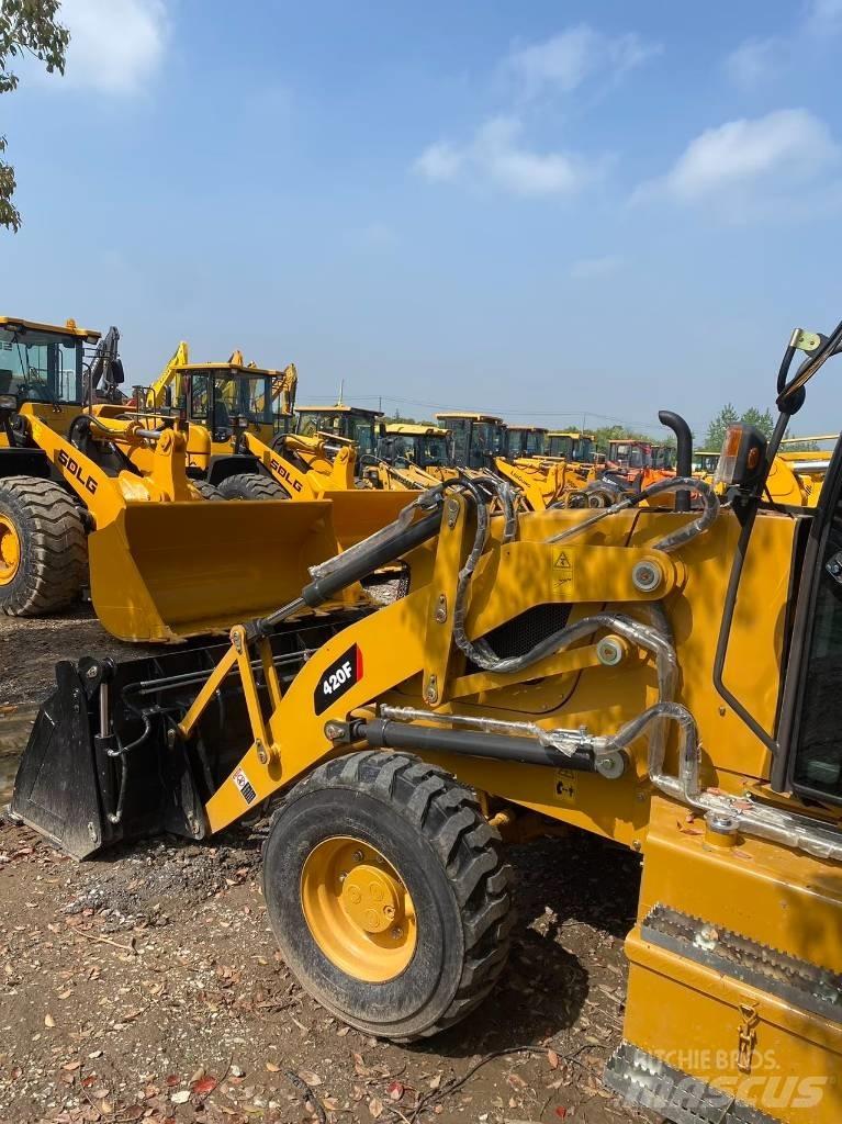 CAT 420 F Retroescavadoras