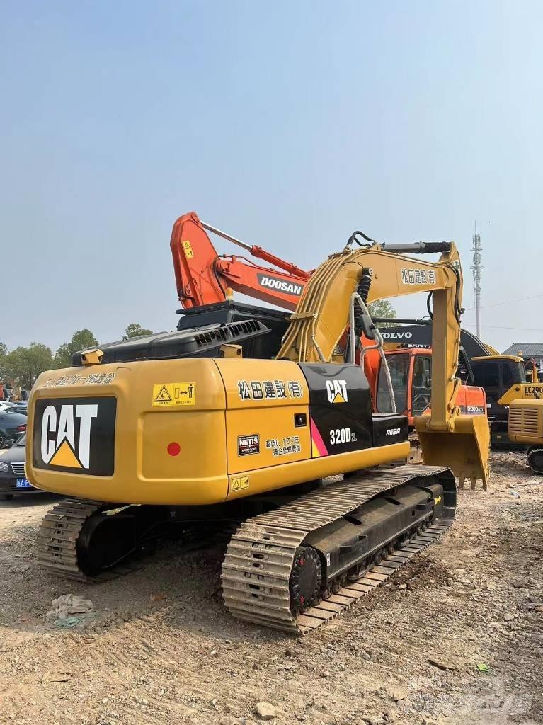 CAT 320 D Escavadoras de rastos
