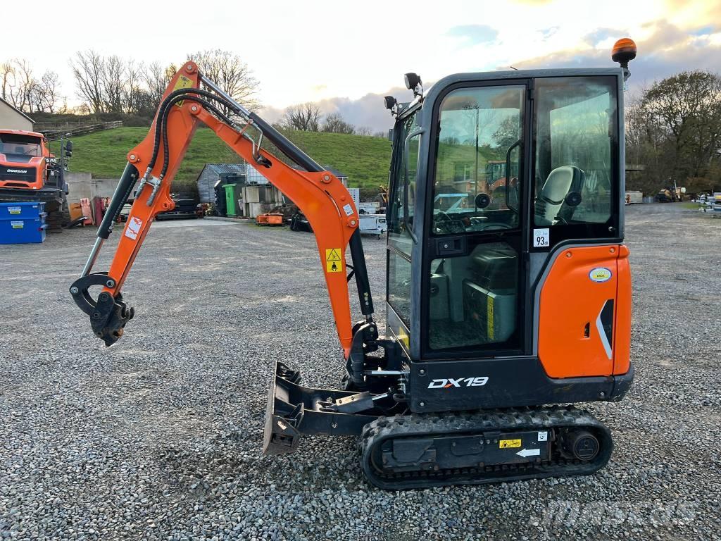 Doosan DX 19 Mini Escavadoras <7t