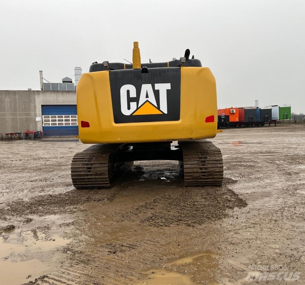 CAT 323 F L Escavadoras de rastos
