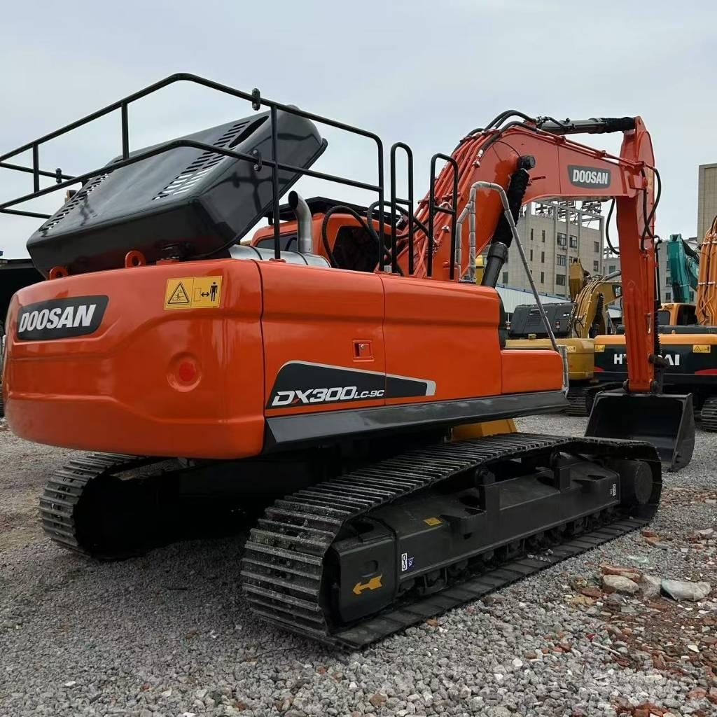 Doosan 300LC-9C Escavadoras de rastos