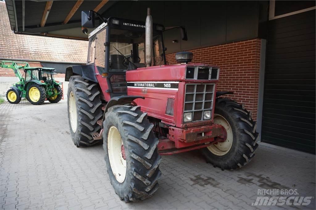Case IH IHC 1455 Tratores Agrícolas usados