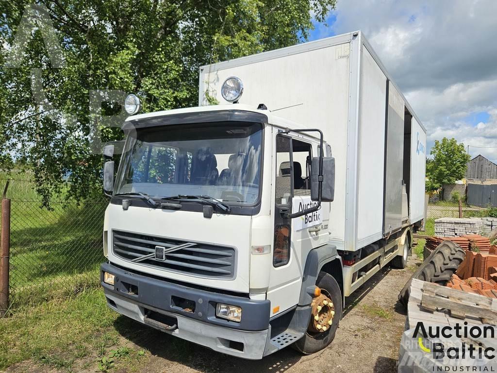Volvo FL615 Camiões de caixa fechada