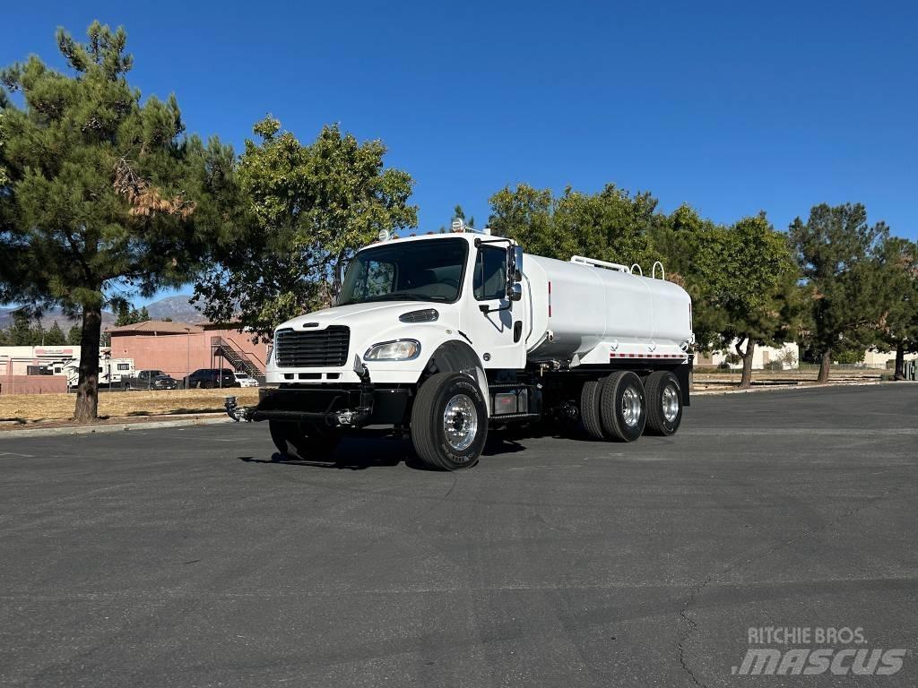 Freightliner M2 Auto-tanques