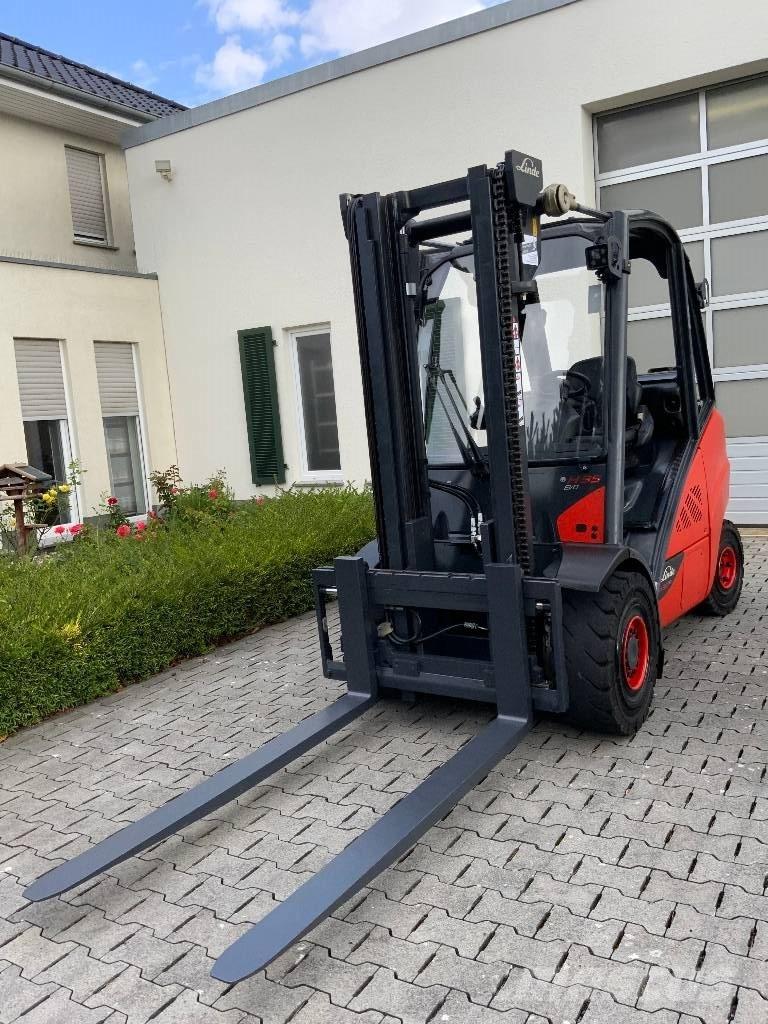 Linde H35T-02 Empilhadores a gás