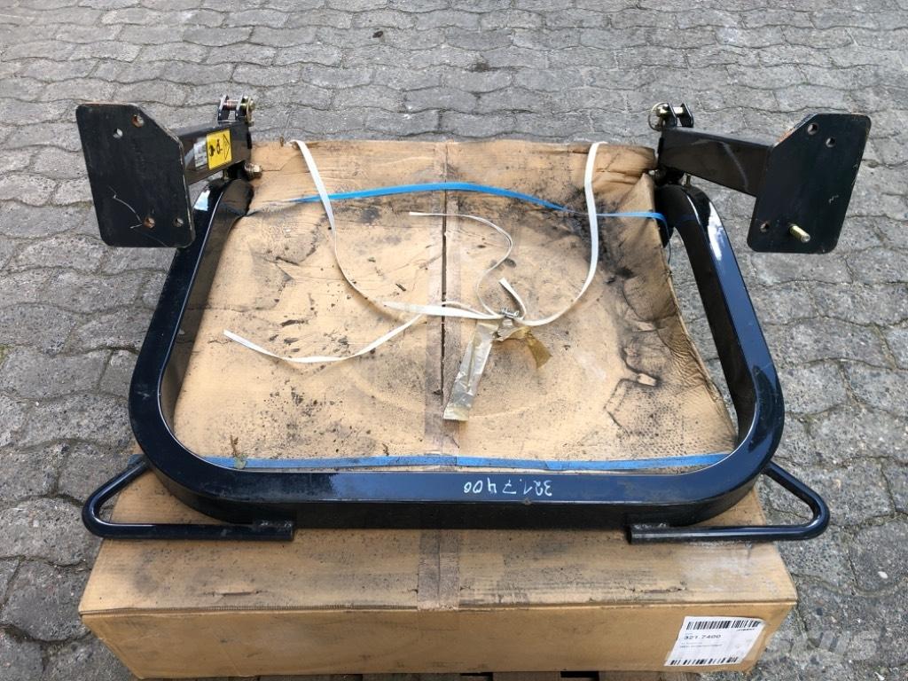Iseki TH4 Acessórios para tractores compactos