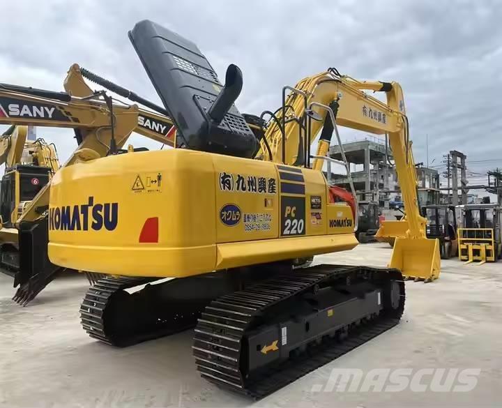 Komatsu PC220-8 Escavadoras de rastos
