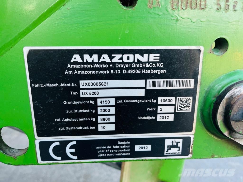 Amazone UX 5200 Pulverizadores rebocados
