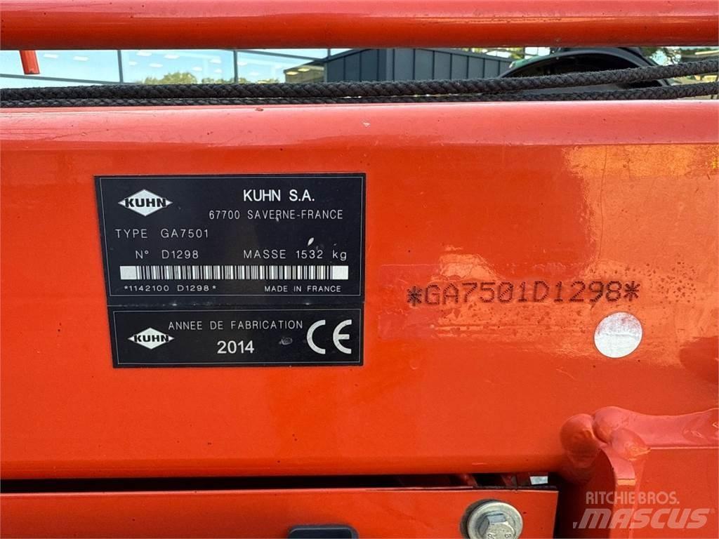 Kuhn GA 7501 Encordoadores de Feno