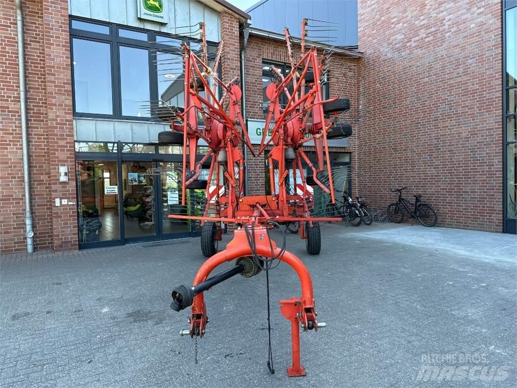 Kuhn GA 7501 Encordoadores de Feno