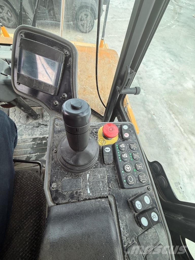 CAT CS 68 B Cilindros Compactadores monocilíndricos