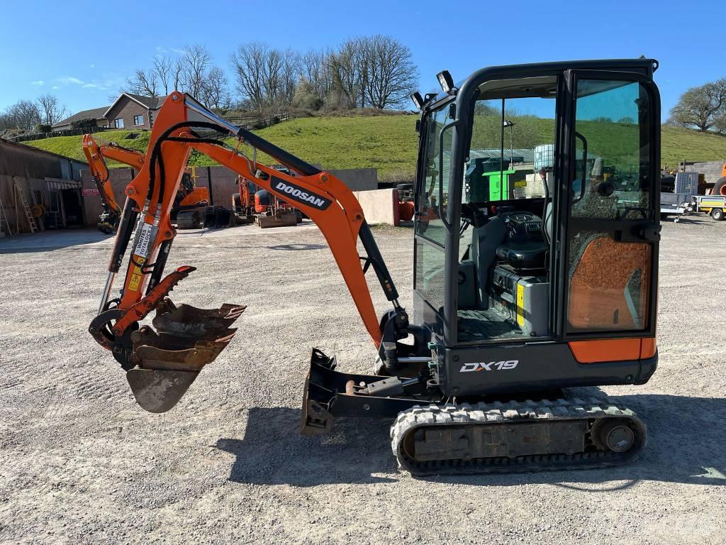 Doosan DX 19 Mini Escavadoras <7t