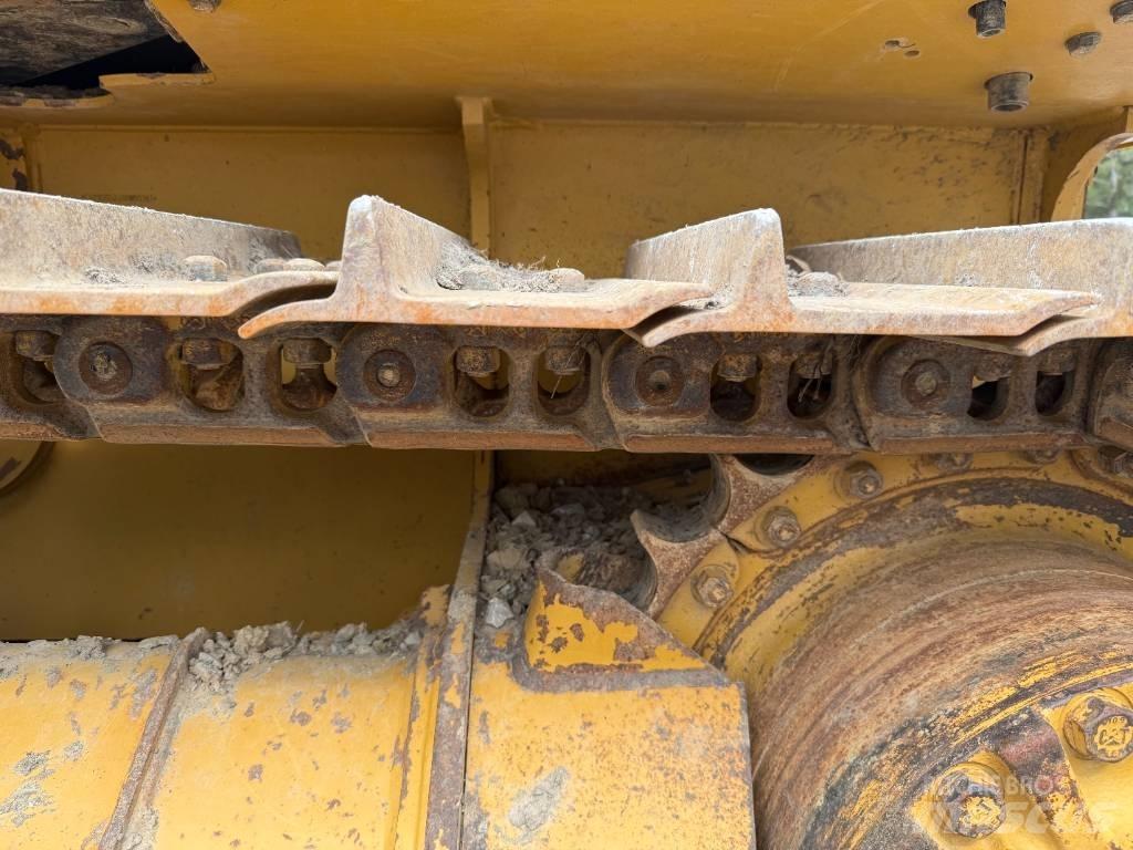 CAT D3 Dozers - Tratores rastos