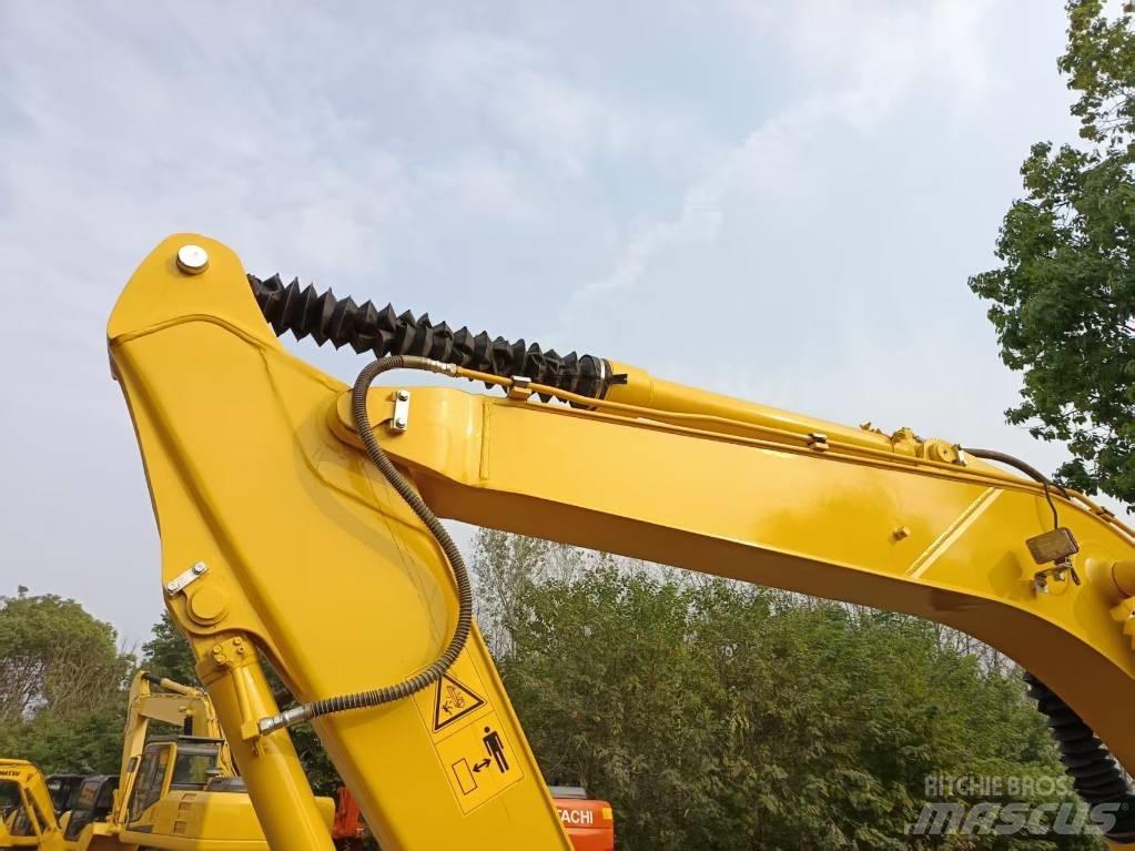 Komatsu PC120 Escavadoras Midi 7t - 12t