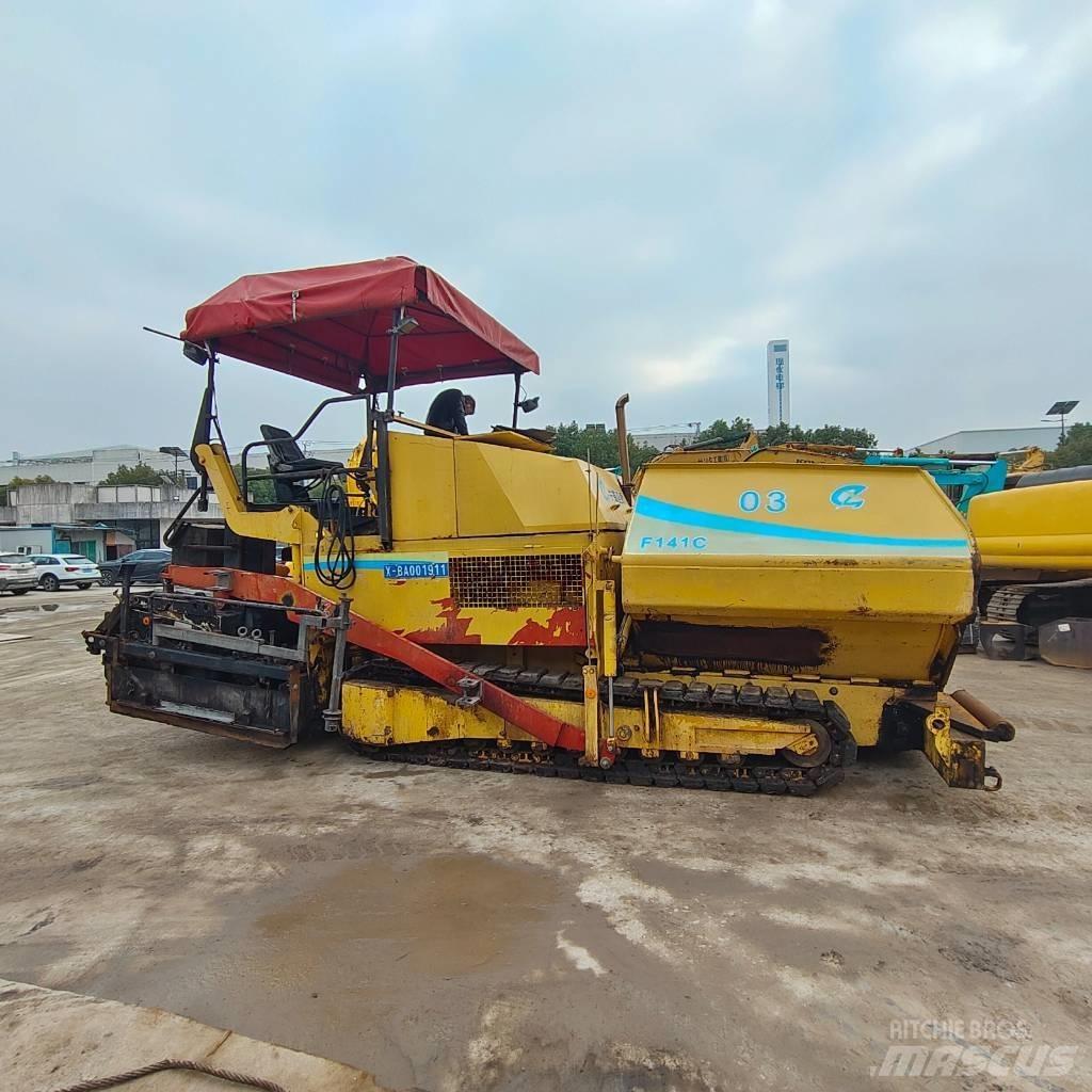 Dynapac F 141 C Pavimentadoras de asfalto