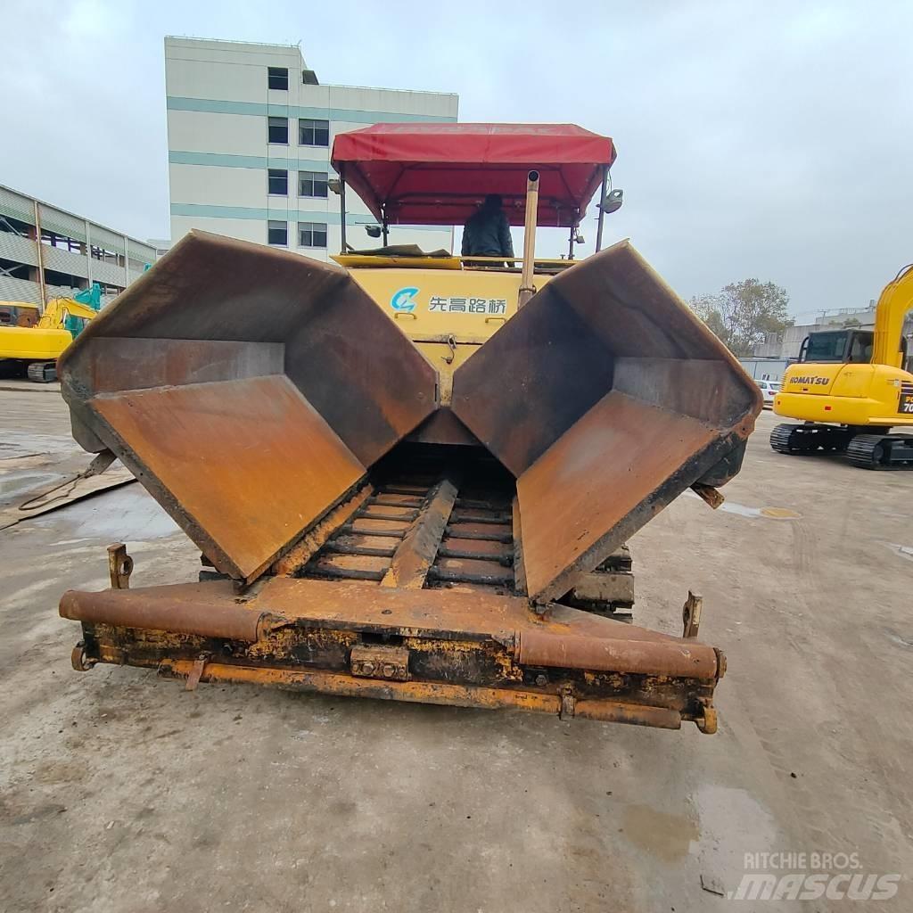 Dynapac F 141 C Pavimentadoras de asfalto